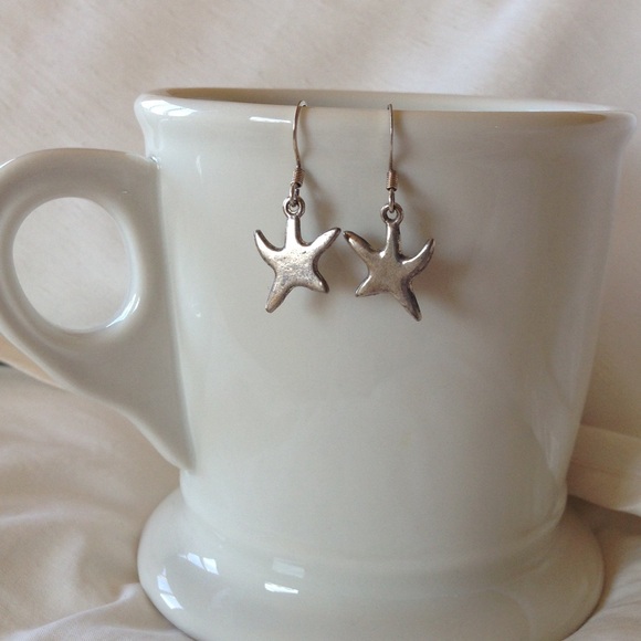Starfish / star dangle earrings - Picture 3 of 3